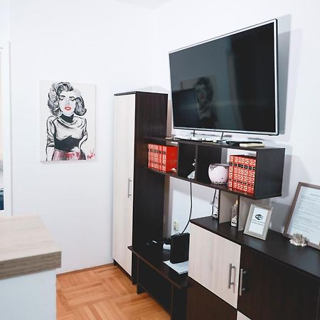 수보티차 Lucasa 아파트 외부 사진