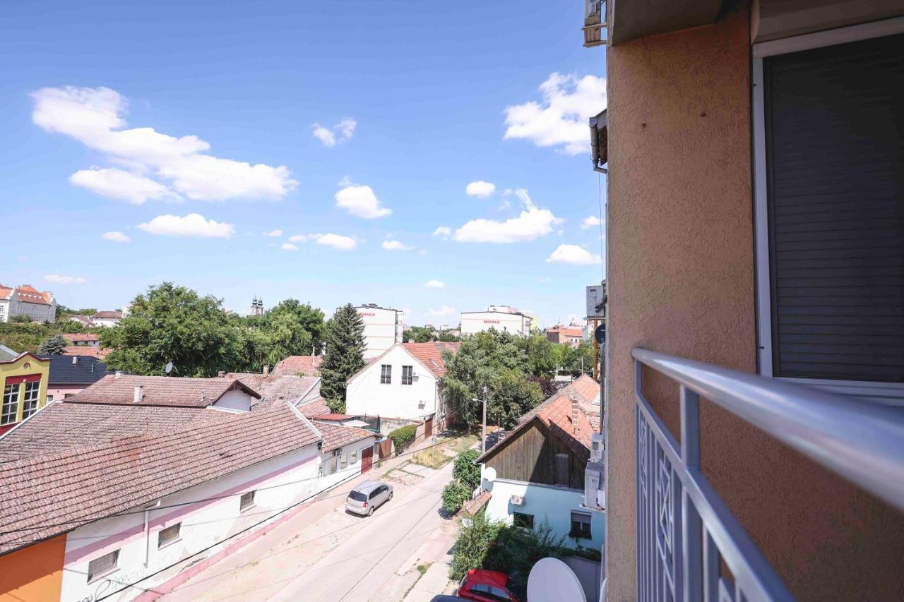 수보티차 Lucasa 아파트 외부 사진