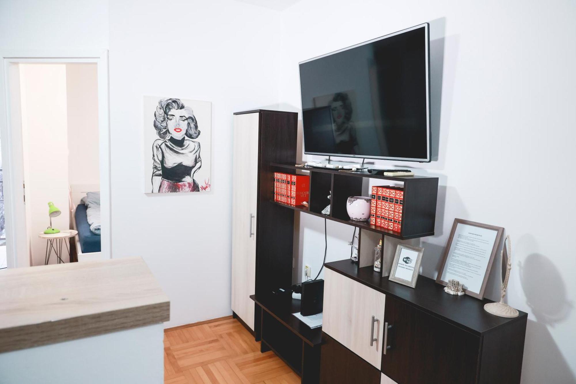 수보티차 Lucasa 아파트 외부 사진